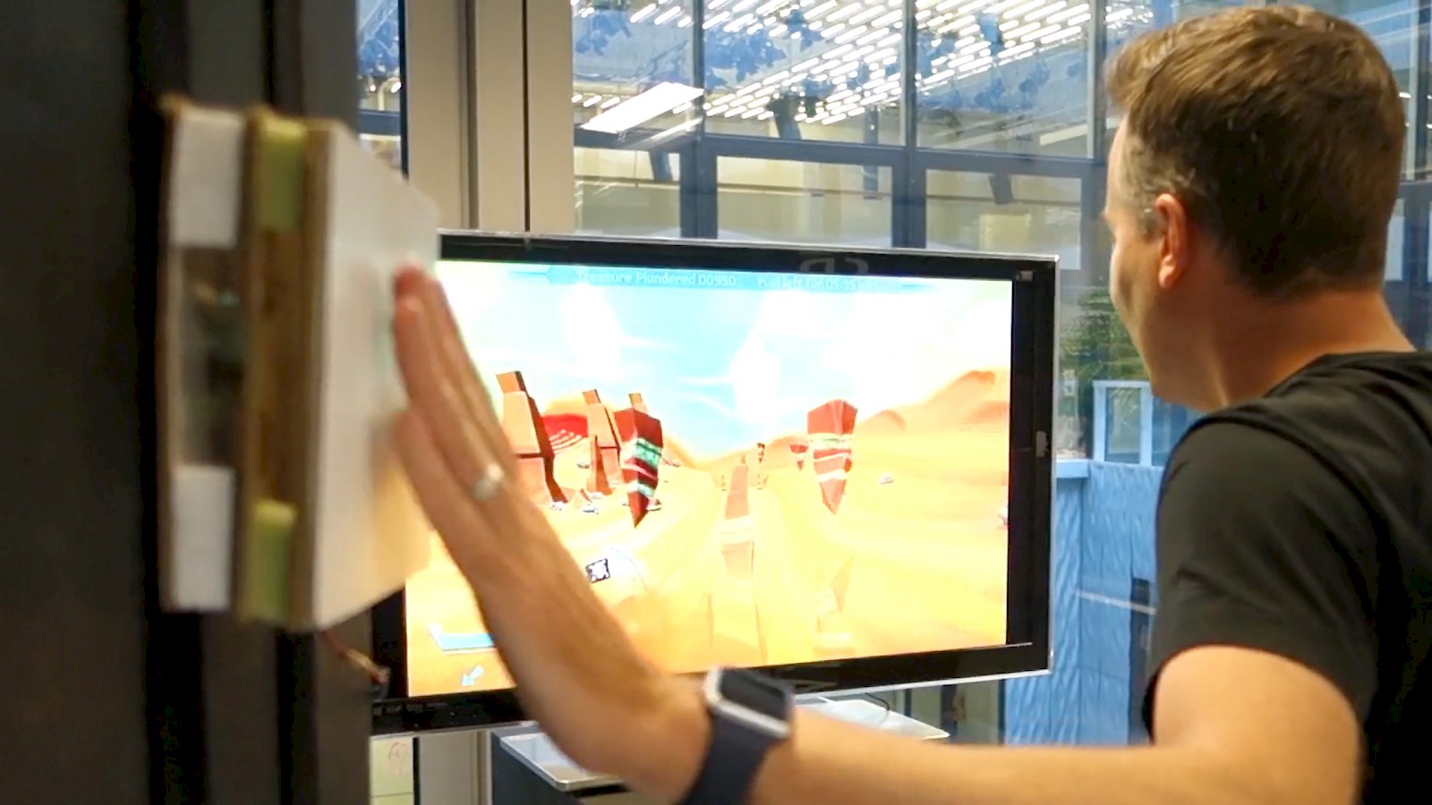 Observer in Residence (ZHdK) Richard Gutjahr spielt sich fit mit Plunder Planet