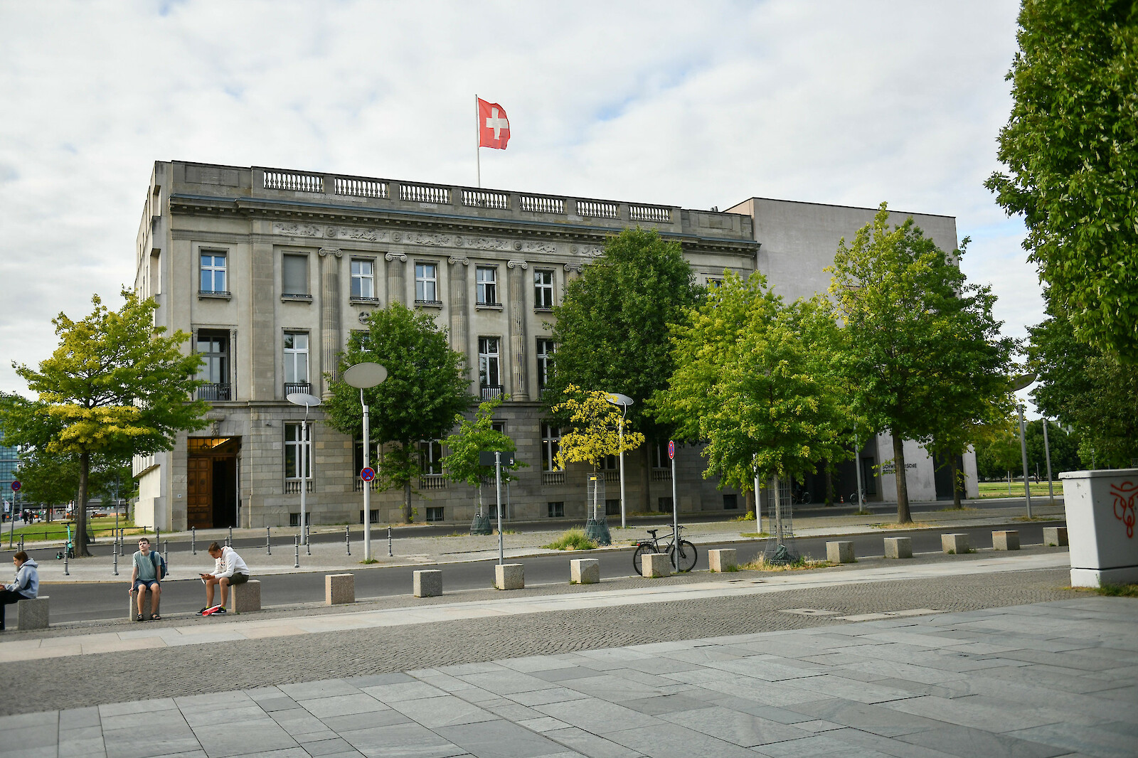Aussenansicht Schweizerische Botschaft in der Bundesrepublik Deutschland. Foto: © Daniel Hinz.