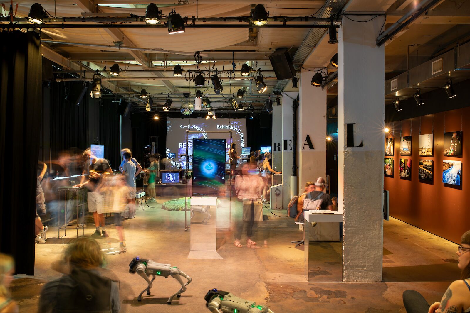 Ausstellungsansicht REFRESH x Fantoche 2024. Foto: Charles Hanil Roberge. © ZHdK.